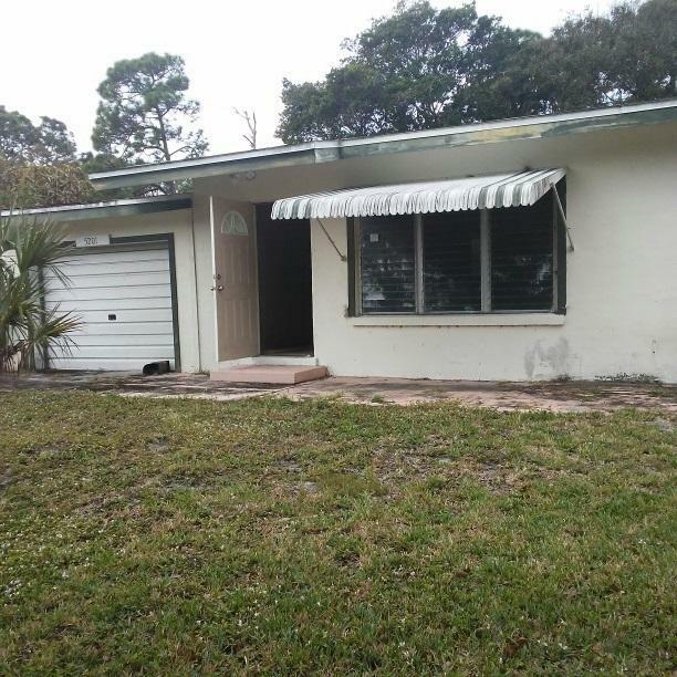 Property Photo:  5201 Sunset Boulevard  FL 34982 