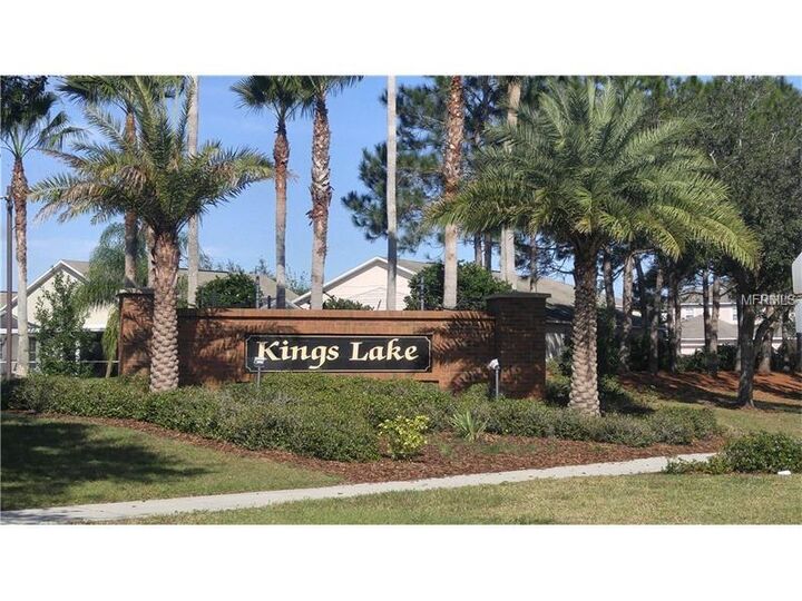 Property Photo: 6929 Crown Lake Drive FL 33534