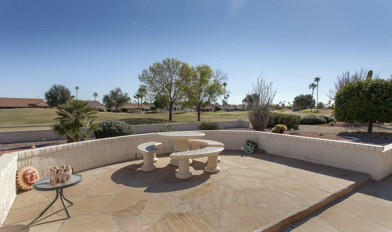 Property Photo:  20435 N Meadowood Drive  AZ 85375 