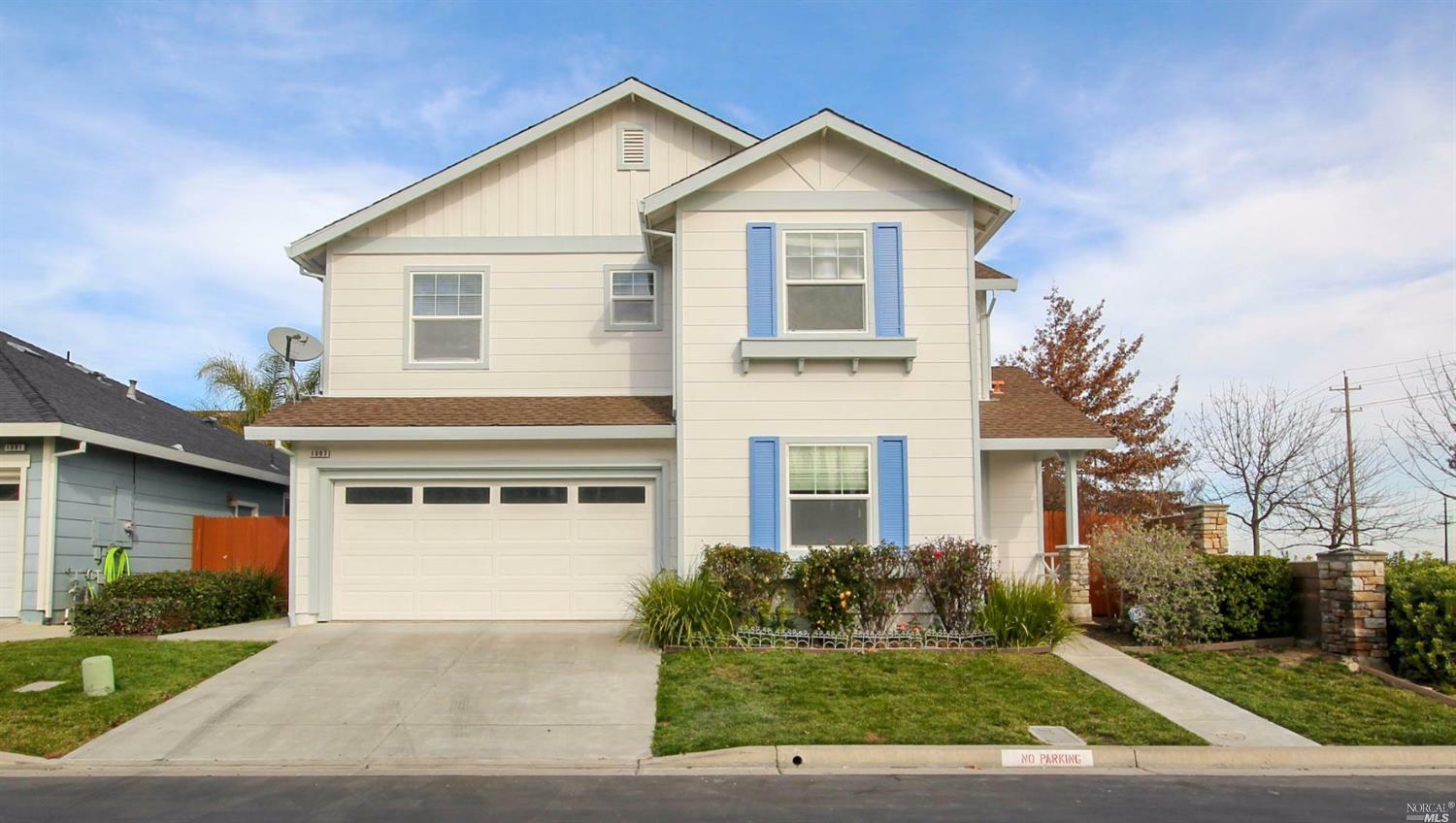 Property Photo:  1097 Countrywood Lane  CA 95687 