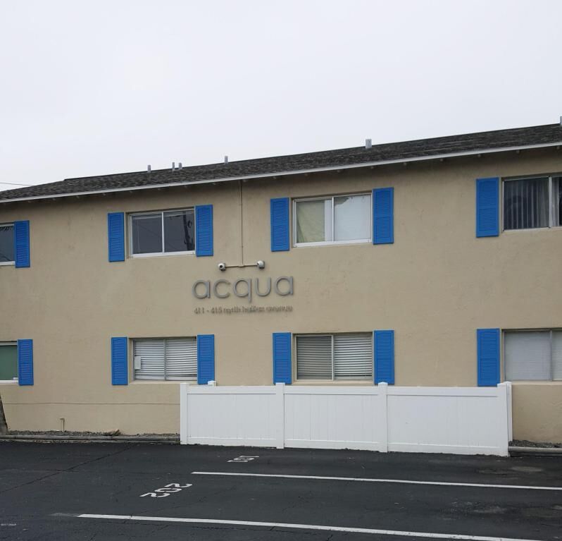 Property Photo: 411 N Halifax Avenue FL 32118