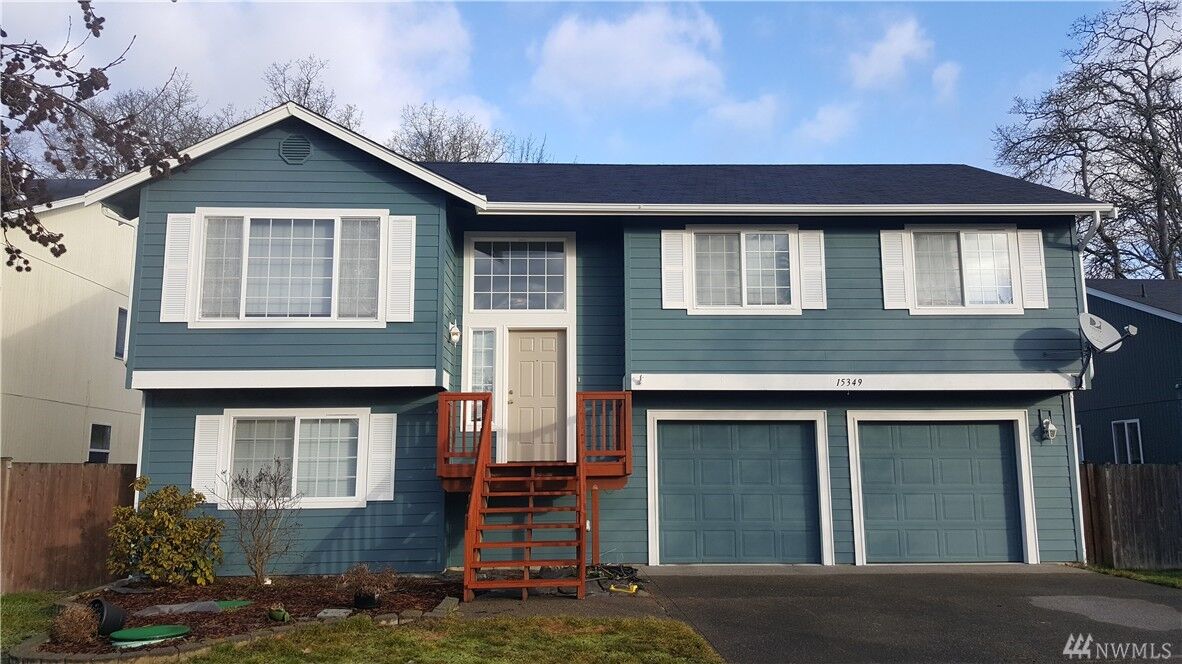 Property Photo:  15349 105th Ave SE  WA 98597 