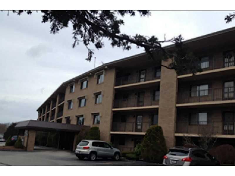 Property Photo: 650 Greenwich Avenue RI 02893