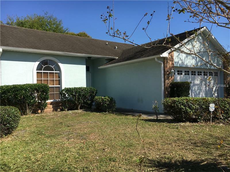 Property Photo:  11867 Hullbridge Court  FL 32837 