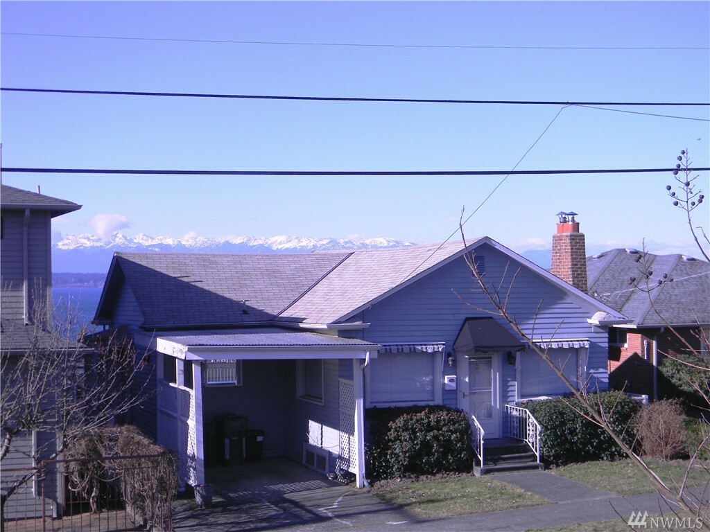 Property Photo: 6707 34th Ave NW WA 98117