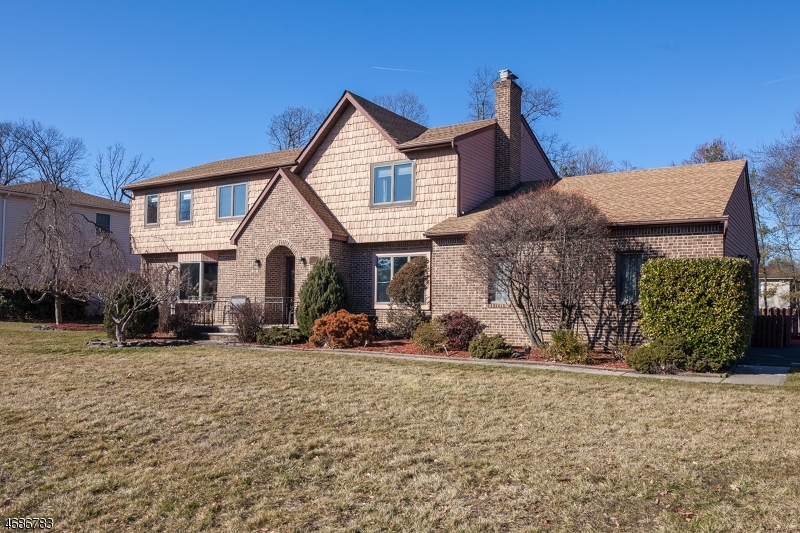 Property Photo: 31 Hubbardton Rd NJ 07470