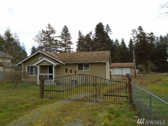 Property Photo:  14618  Kapowsin Highway E  WA 98338 