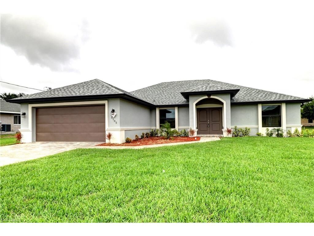 Property Photo: 3105 SW 22nd Avenue FL 33914