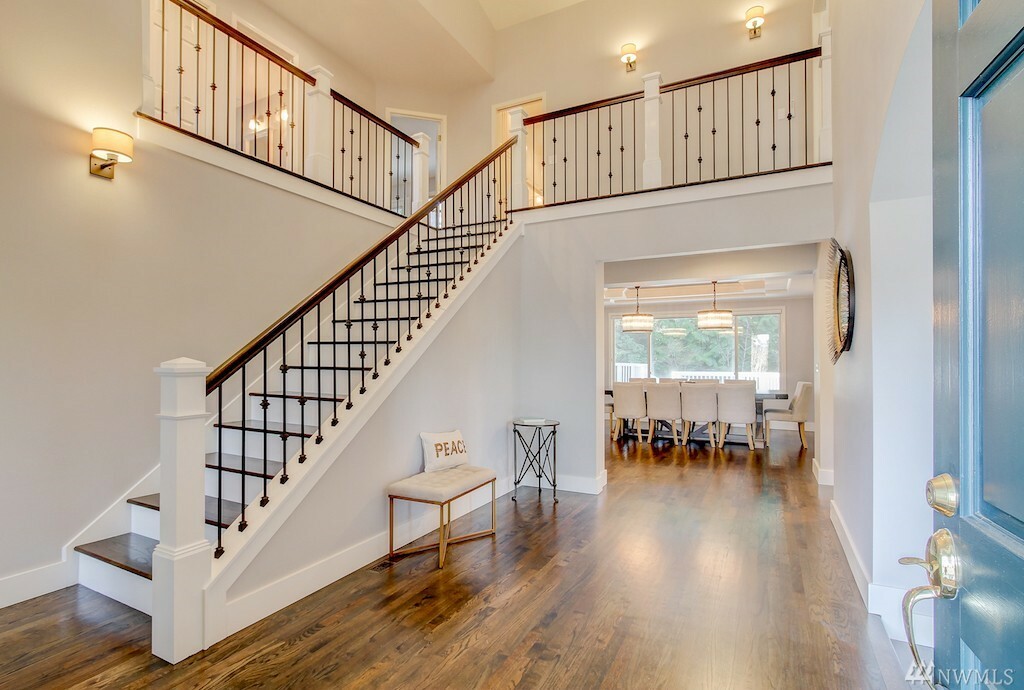 Property Photo:  4311 155th Place SE  WA 98006 