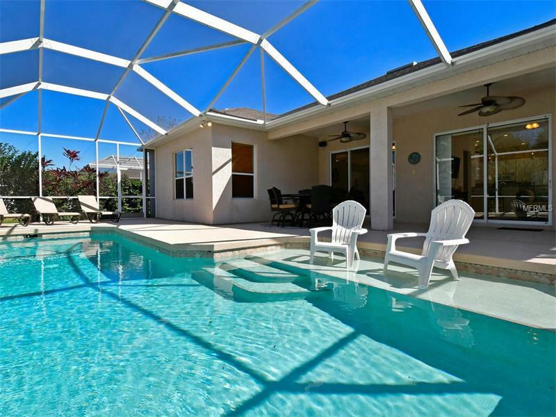 Property Photo: 4201 61st Avenue E FL 34203