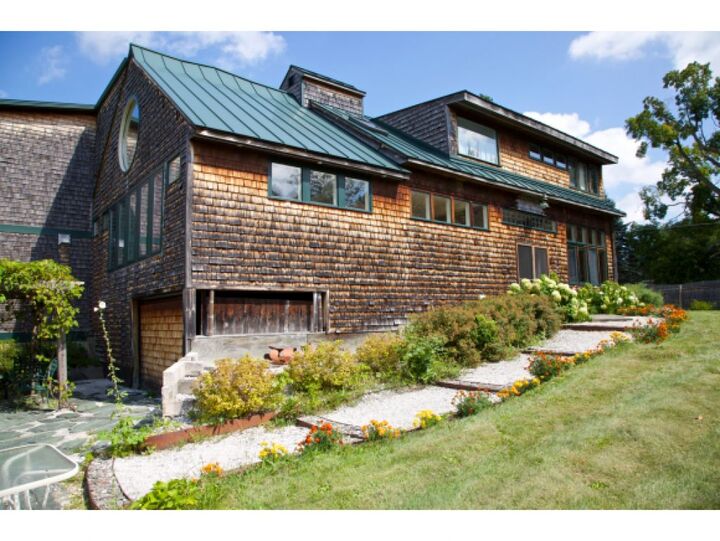 Property Photo: 86 Spear Street VT 05445