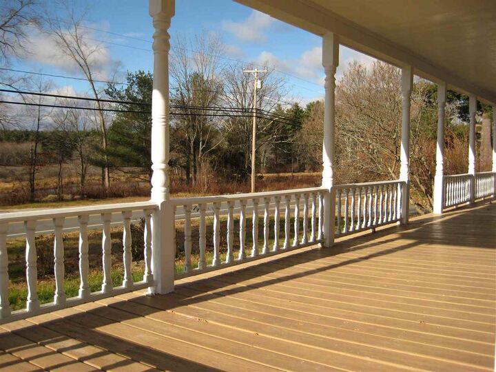 Property Photo:  41 Chester Road  NH 03032 