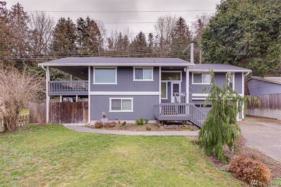 Property Photo:  21301 81st Ave NW  WA 98292 