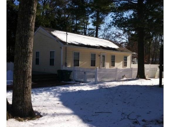 Property Photo:  8 Riverside Drive  NH 03044 