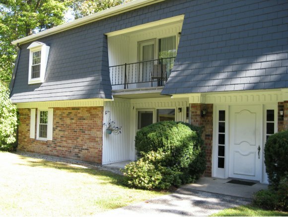 Property Photo: 125 Kennedy Dr 37 VT 05403