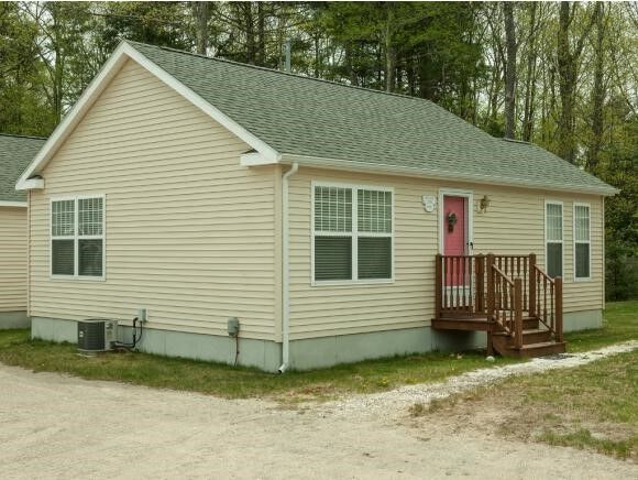 Property Photo: 412 Post Road ME 04090