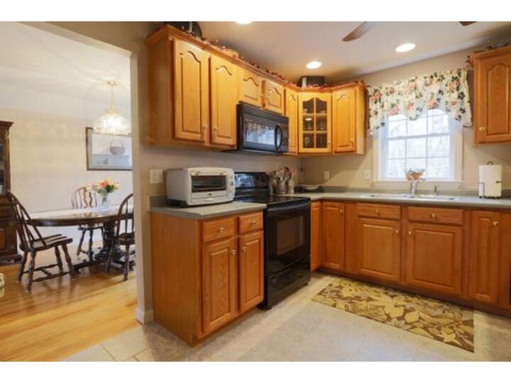 Property Photo:  7 Massabesic Drive  NH 03032 