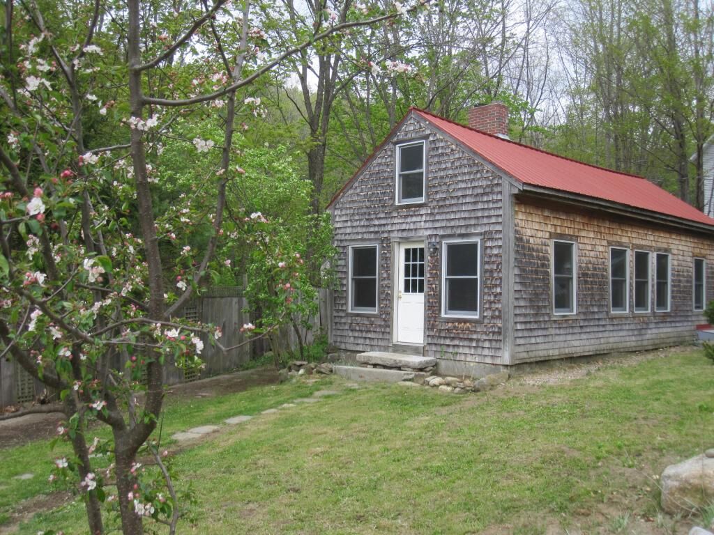 Property Photo:  60 Wilder Street  NH 03458 
