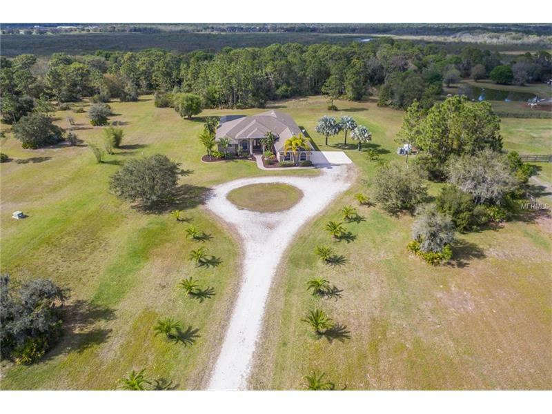 Property Photo: 29425 Saddlebag Trail FL 34251