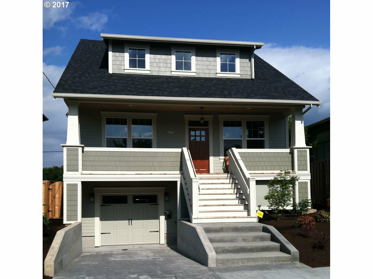 Property Photo:  7268 SW 33rd Ave  OR 97219 