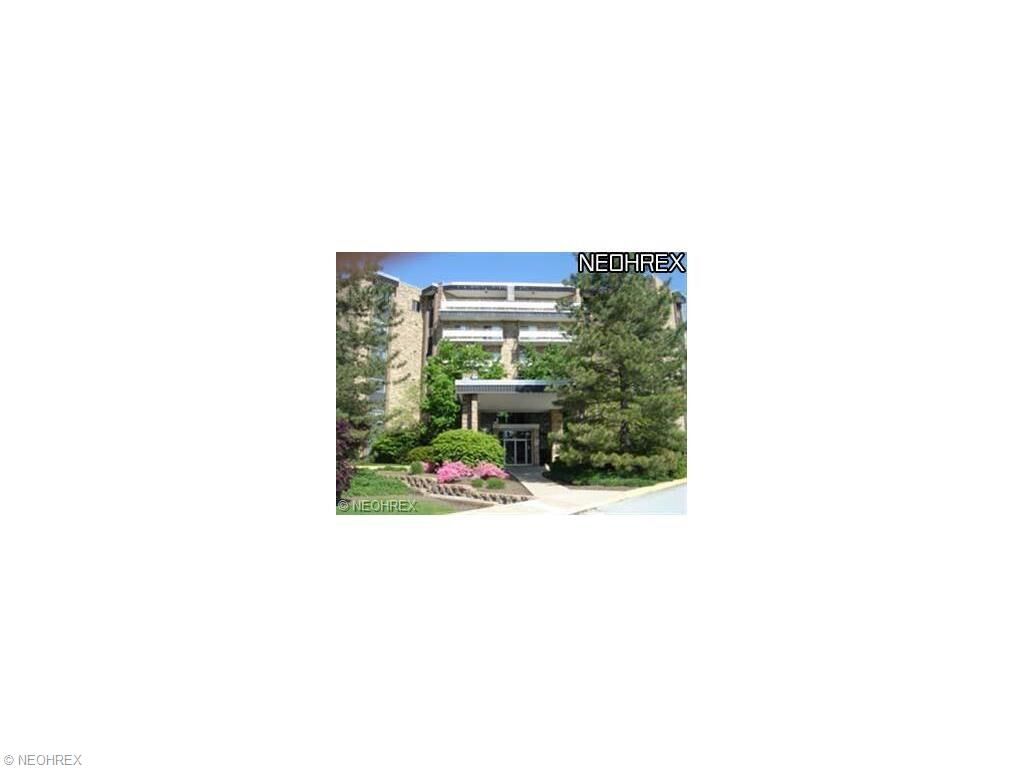 Property Photo:  2112 Acacia Park Drive 522  OH 44124 