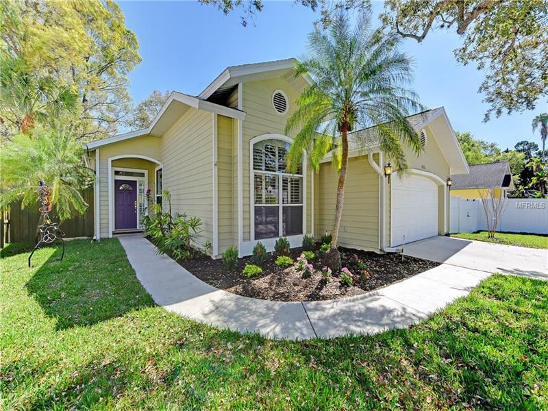 Property Photo:  1033 S Osprey Avenue  FL 34236 