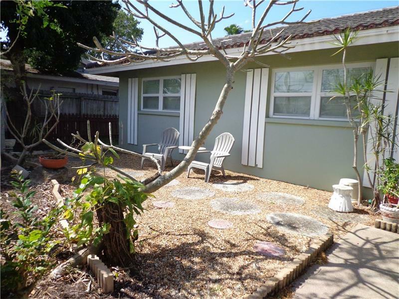 Property Photo:  3100 65th Way N  FL 33710 