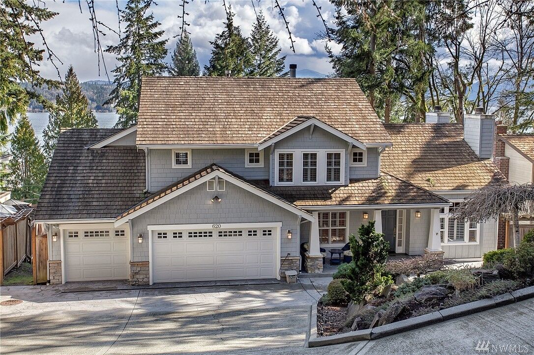 Property Photo: 620 177th Lane NE WA 98008