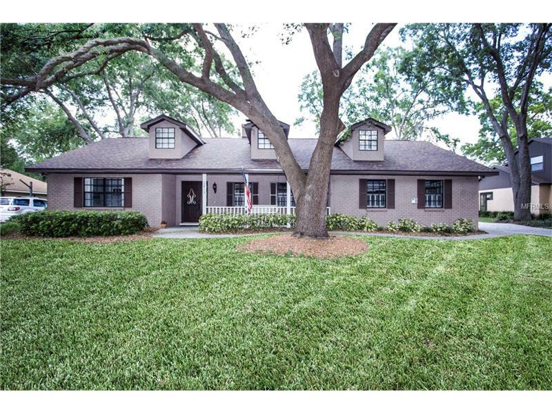 Property Photo: 2813 Fairway View Drive FL 33596