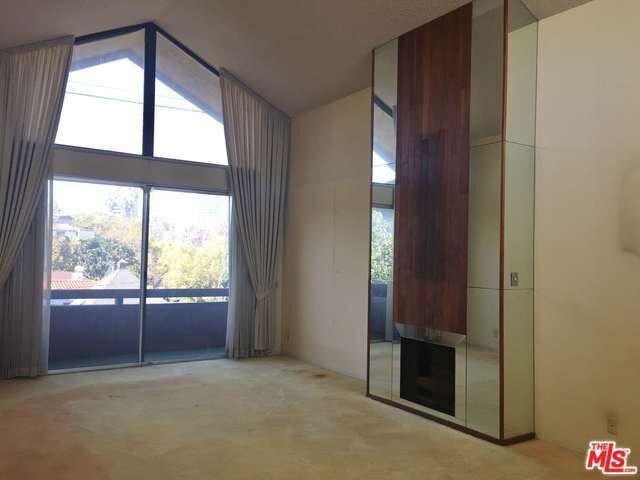 Property Photo:  1509 Greenfield Ave Ph7  CA 90025 
