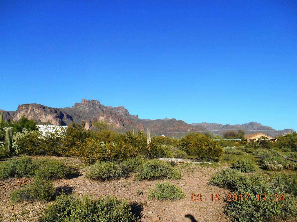 Property Photo:  165 N Sixshooter Road  AZ 85119 