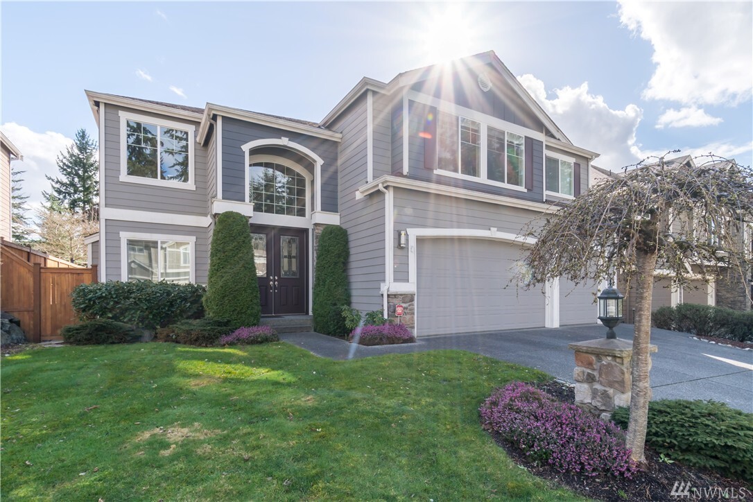 Property Photo: 4408 216th Place SE WA 98021
