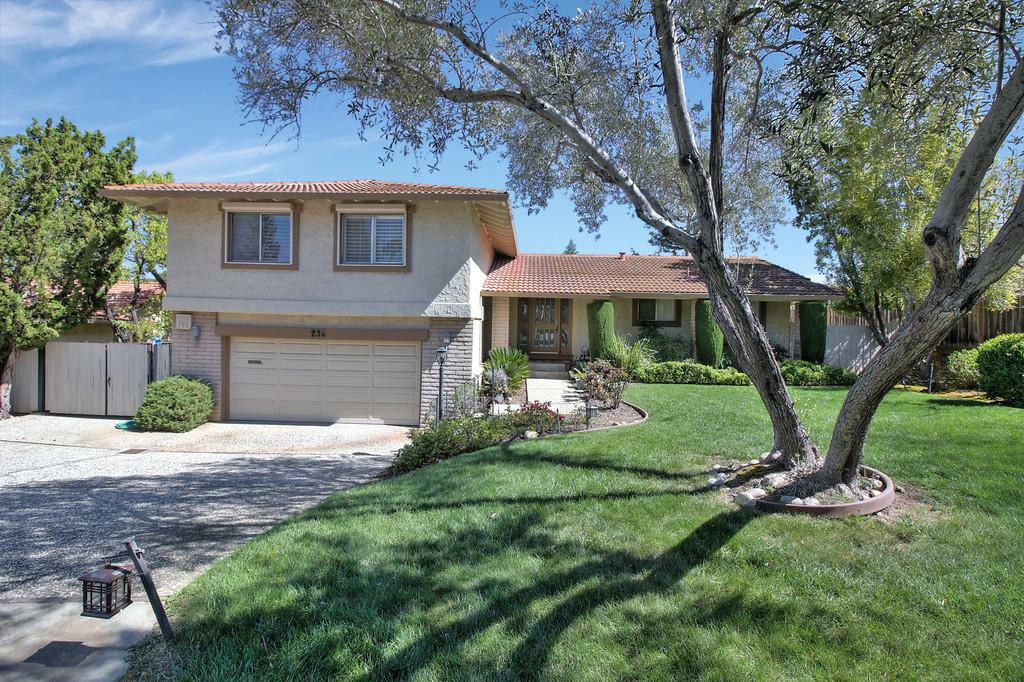 Property Photo:  236 Casitas Boulevar  CA 95032 