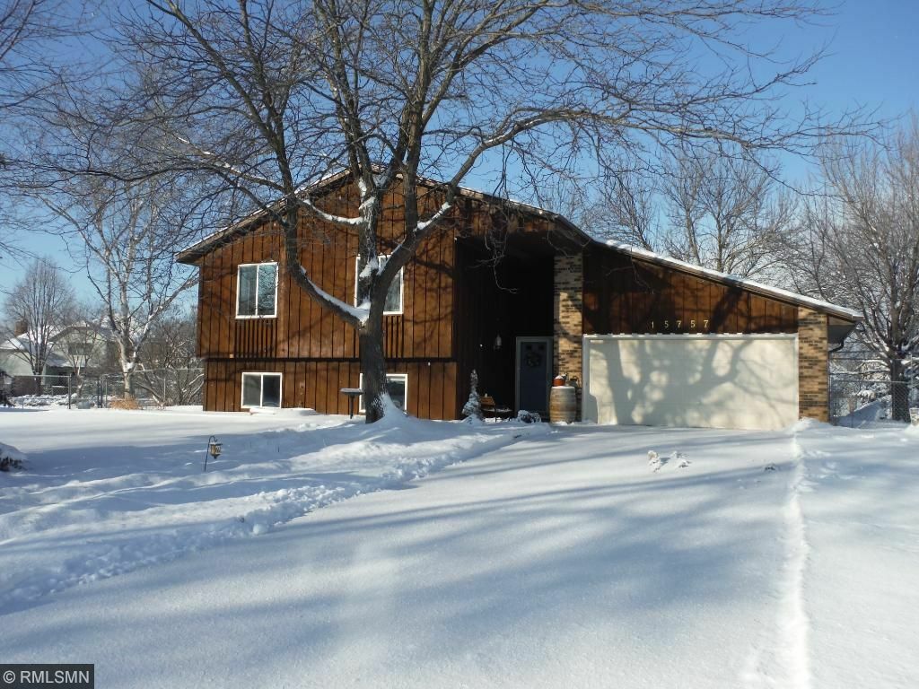 Property Photo:  15757 Heywood Court  MN 55124 