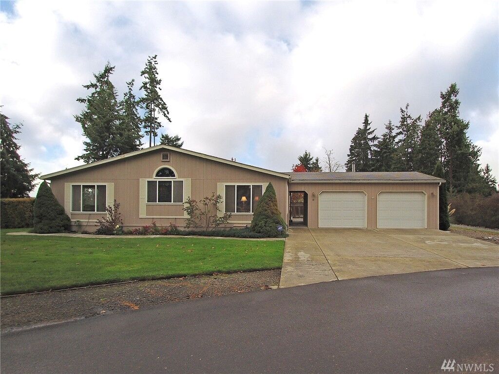 Property Photo:  40 Green Meadows Dr  WA 98382 