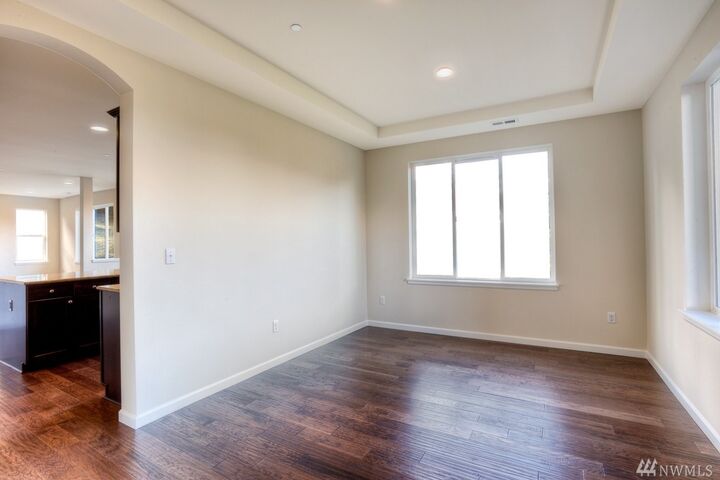 Property Photo:  324 Ashbury Ct NW  WA 98110 