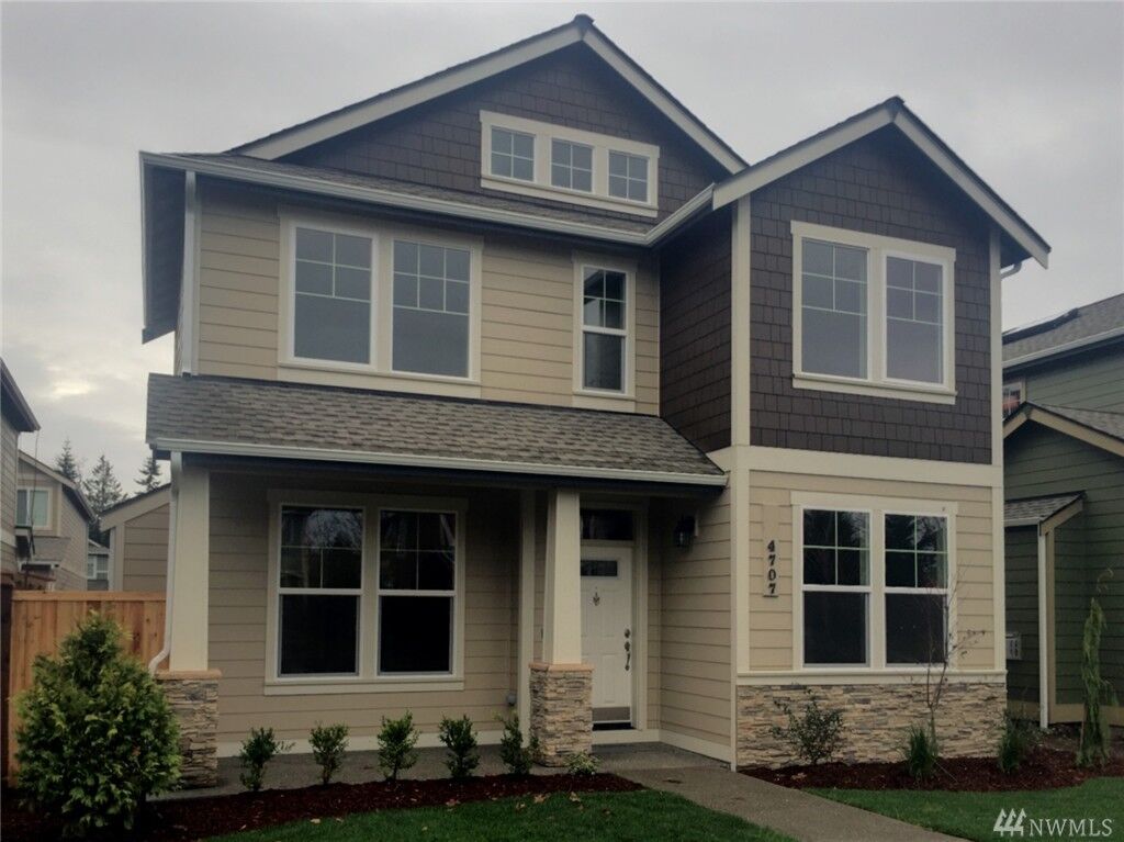 Property Photo:  4727 46th Ave SE  WA 98503 