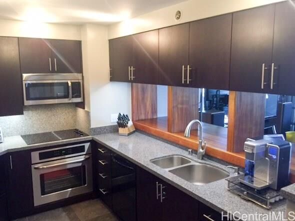 Property Photo:  581 Kamoku Street 2408  HI 96826 