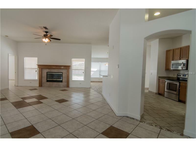 Property Photo:  10234 Summer Elm Avenue  FL 34711 