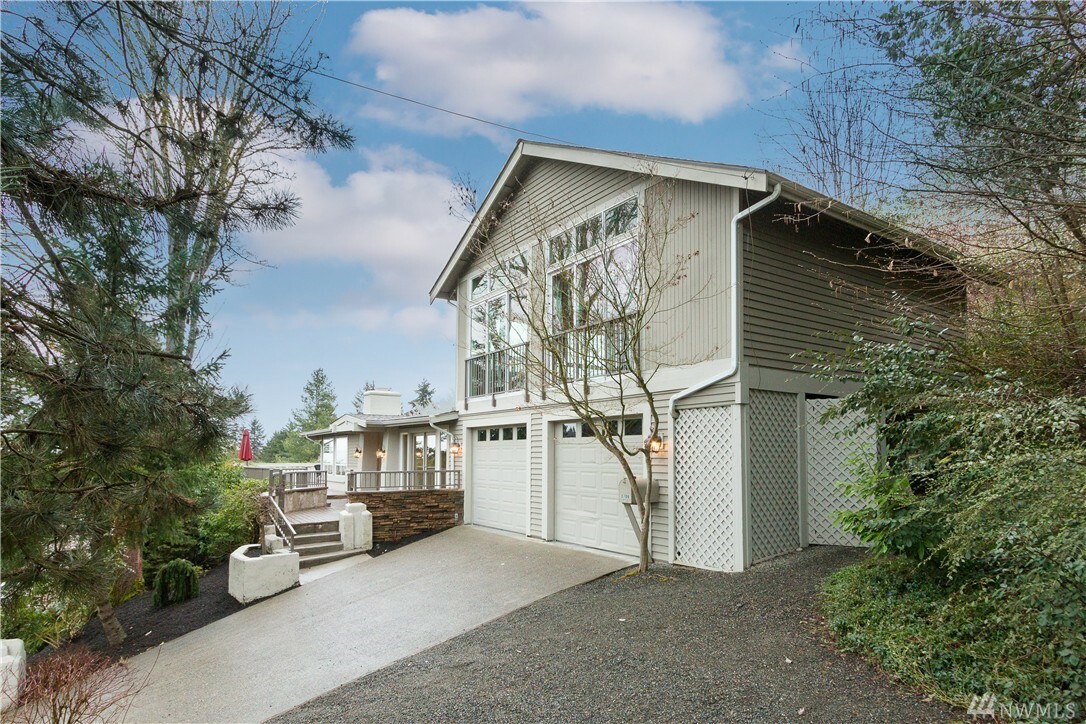 Property Photo: 3706 80th Ave SE WA 98040