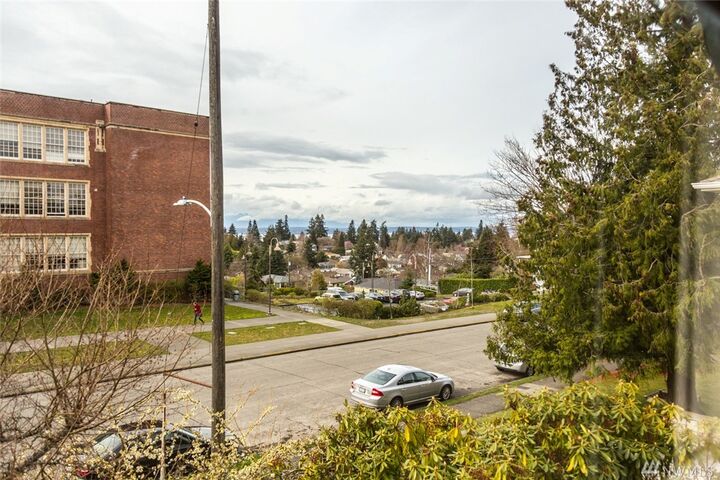 Property Photo: 3420 45th Ave SW WA 98116