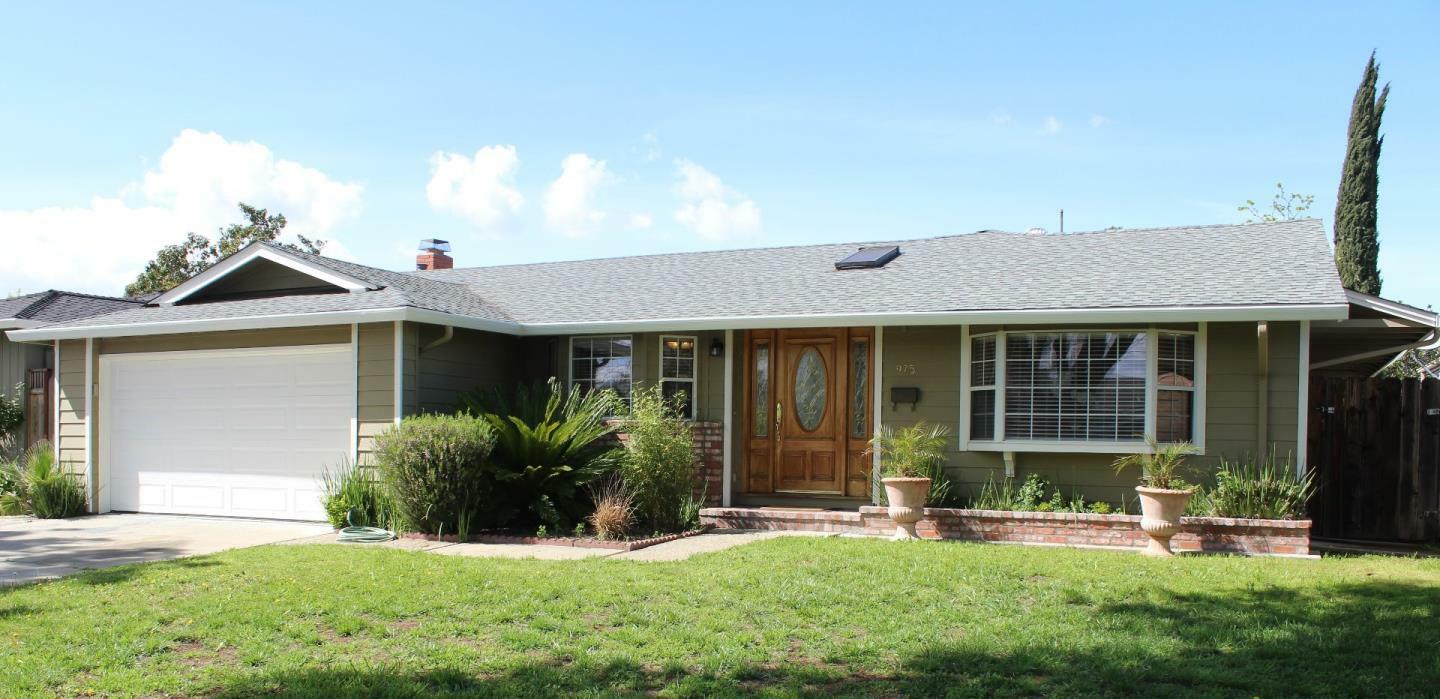 Property Photo: 975 Normington Way CA 95136