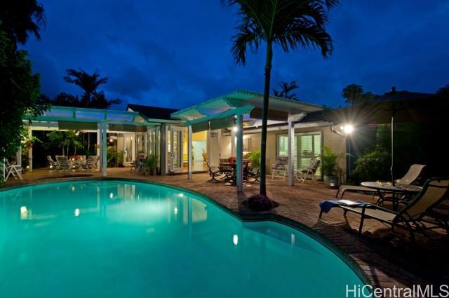 Property Photo: 650 Ulili Street HI 96816