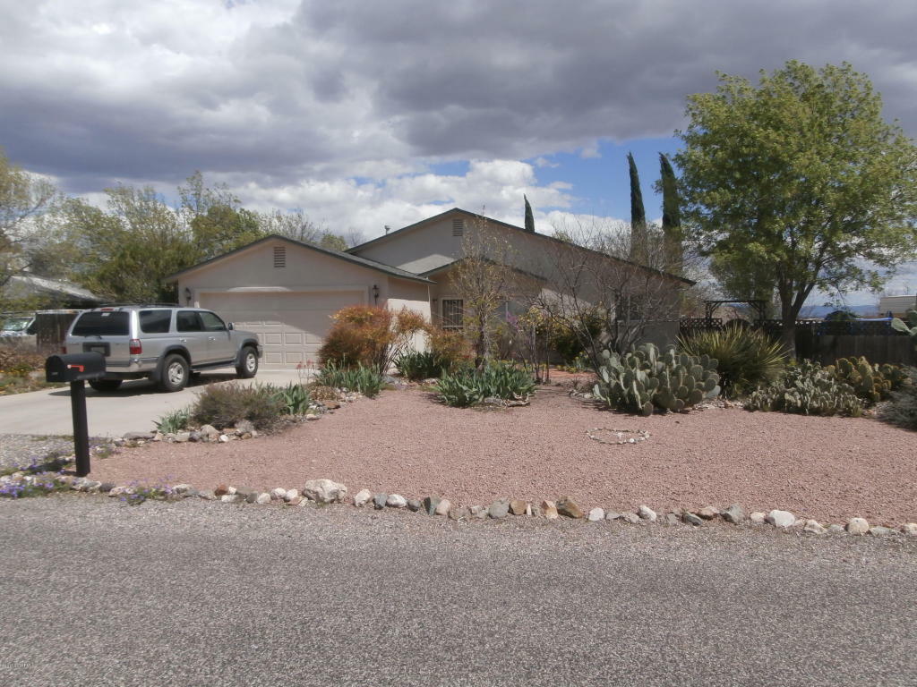 Property Photo:  1107 Pioneer Drive  AZ 86326 