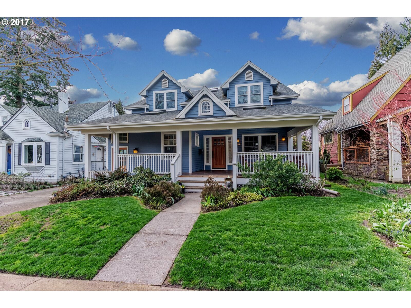 Property Photo:  3923 NE 20th Ave  OR 97212 