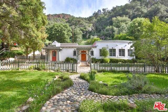 Property Photo:  262 Old Topanga Canyon Rd  CA 90290 