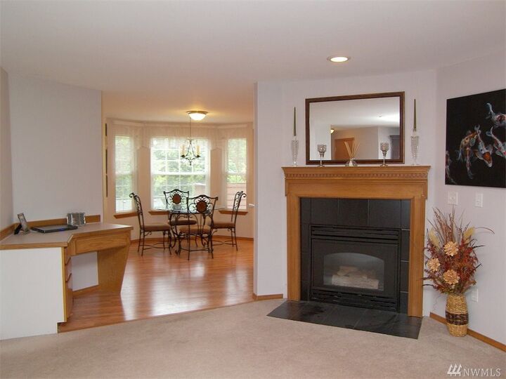 Property Photo:  528 E Alder Dr  WA 98284 