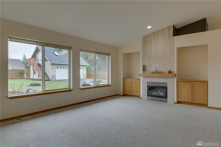 Property Photo:  13833 248th Ave SE  WA 98272 