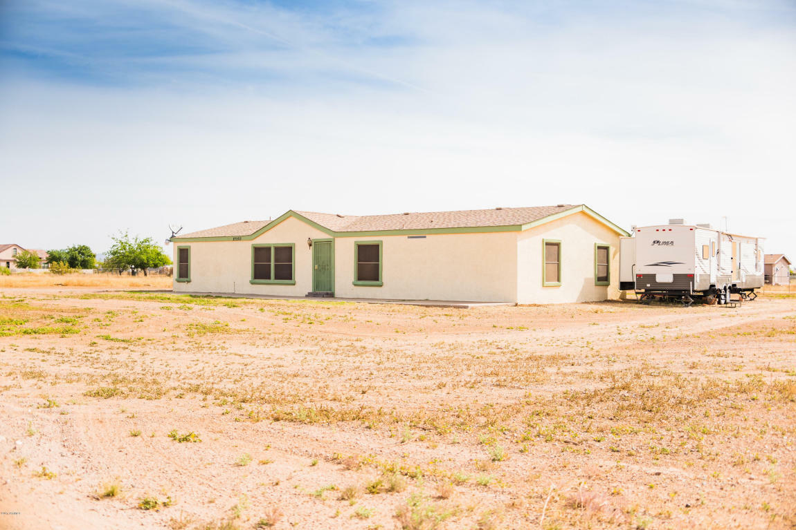 Property Photo:  27203 N 211th Avenue  AZ 85361 