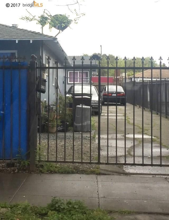 Property Photo:  1920 82nd Ave  CA 94621 